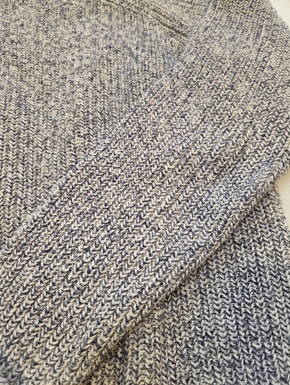 Boy's Sweater And Pants Bundle - Picture 4 of 14